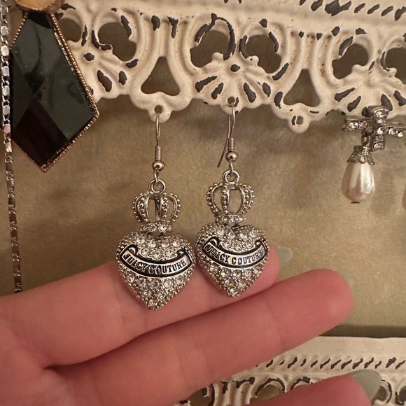 Juicy Couture vintage y2k Silver Heart crown tiara drop Earrings